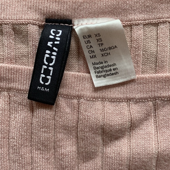 H&M Divided Baby Pink Ribbed Tank Top - Picture 3 of 5
